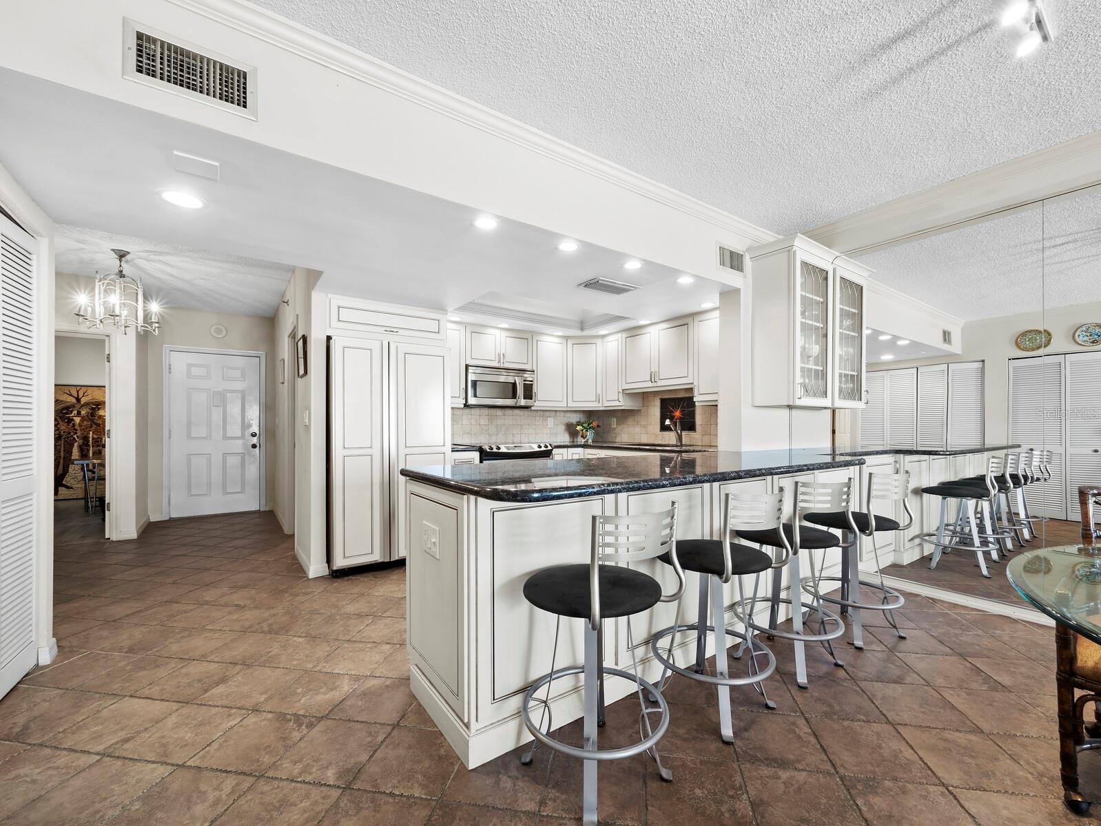 1485 GULF OF MEXICO DR #205, LONGBOAT KEY, FL, 34228