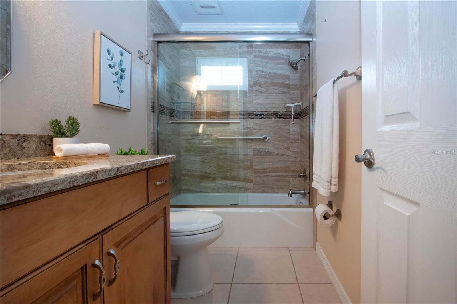 5621 PALM AIRE DR, SARASOTA, FL, 34243