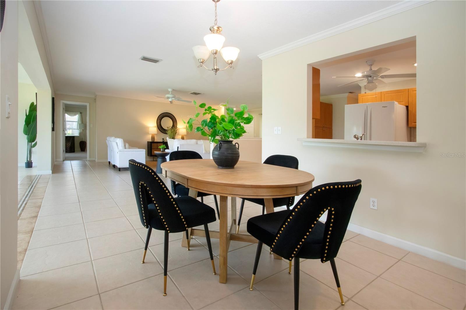 5621 PALM AIRE DR, SARASOTA, FL, 34243