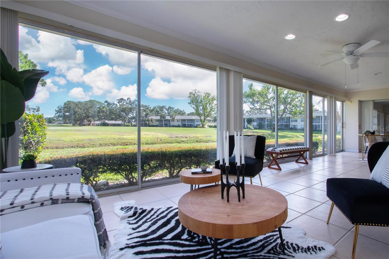 5621 PALM AIRE DR, SARASOTA, FL, 34243