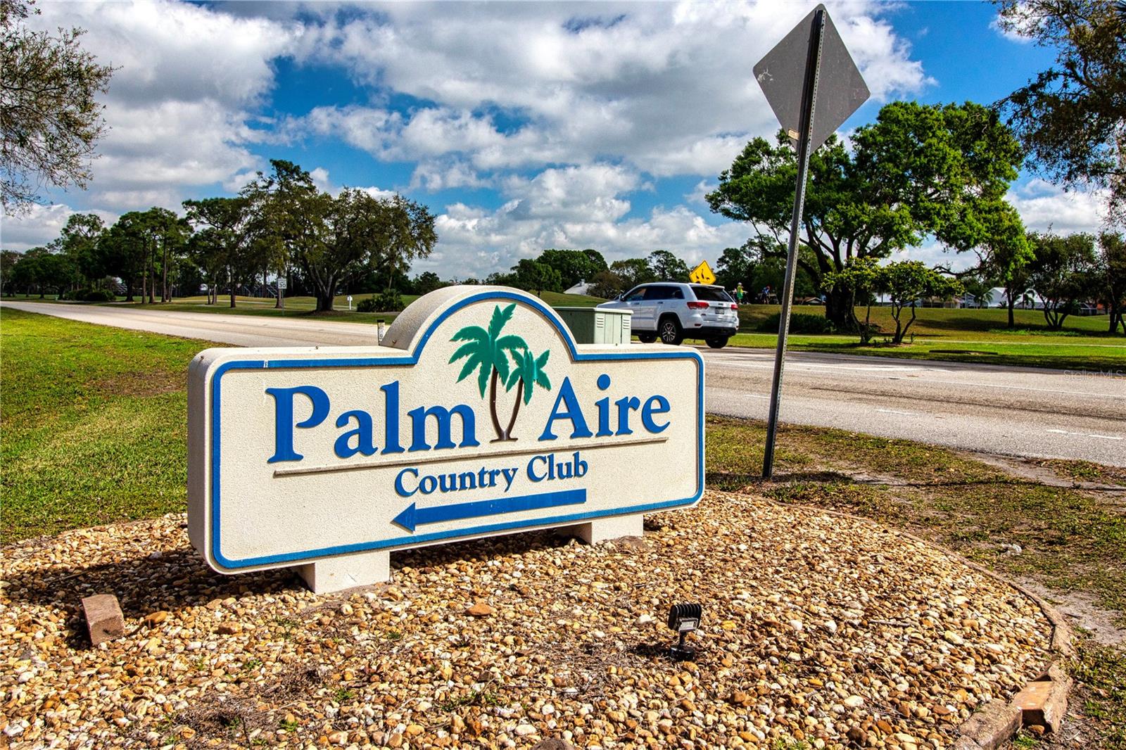 5621 PALM AIRE DR, SARASOTA, FL, 34243