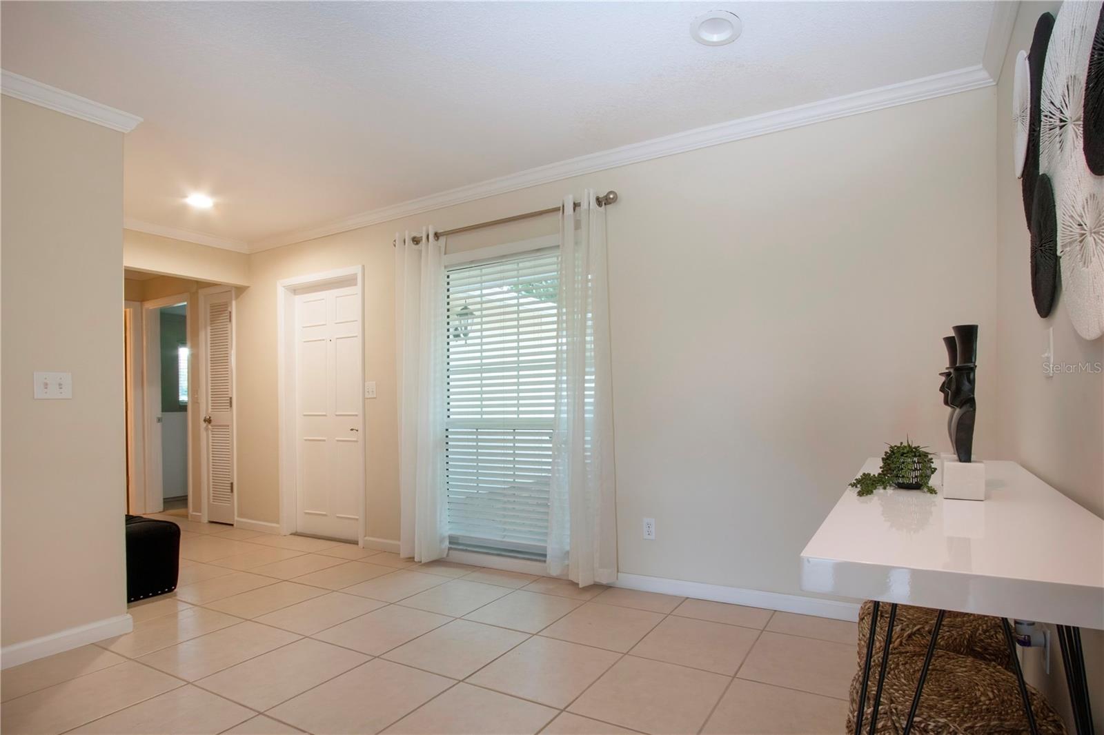 5621 PALM AIRE DR, SARASOTA, FL, 34243