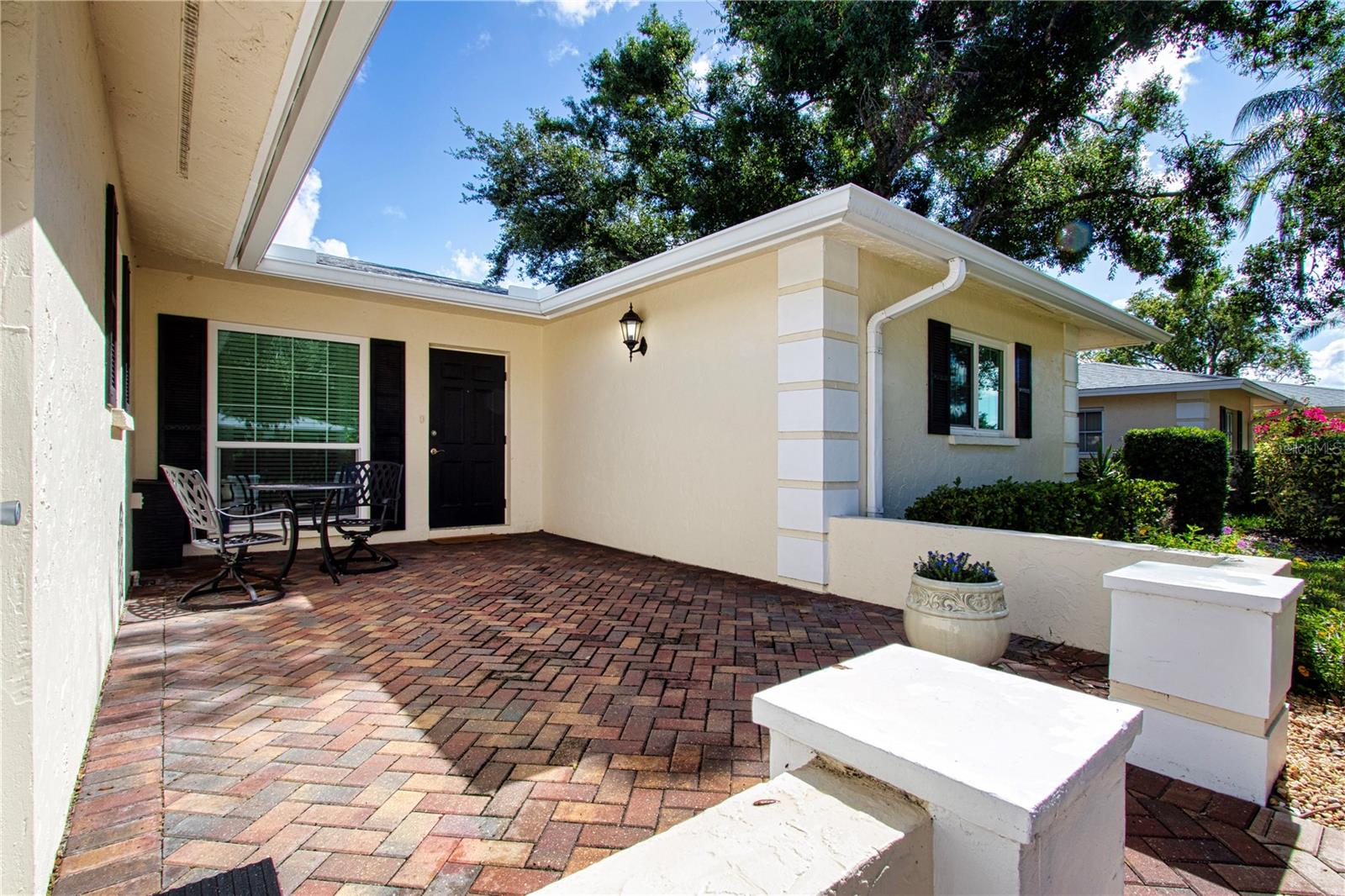 5621 PALM AIRE DR, SARASOTA, FL, 34243