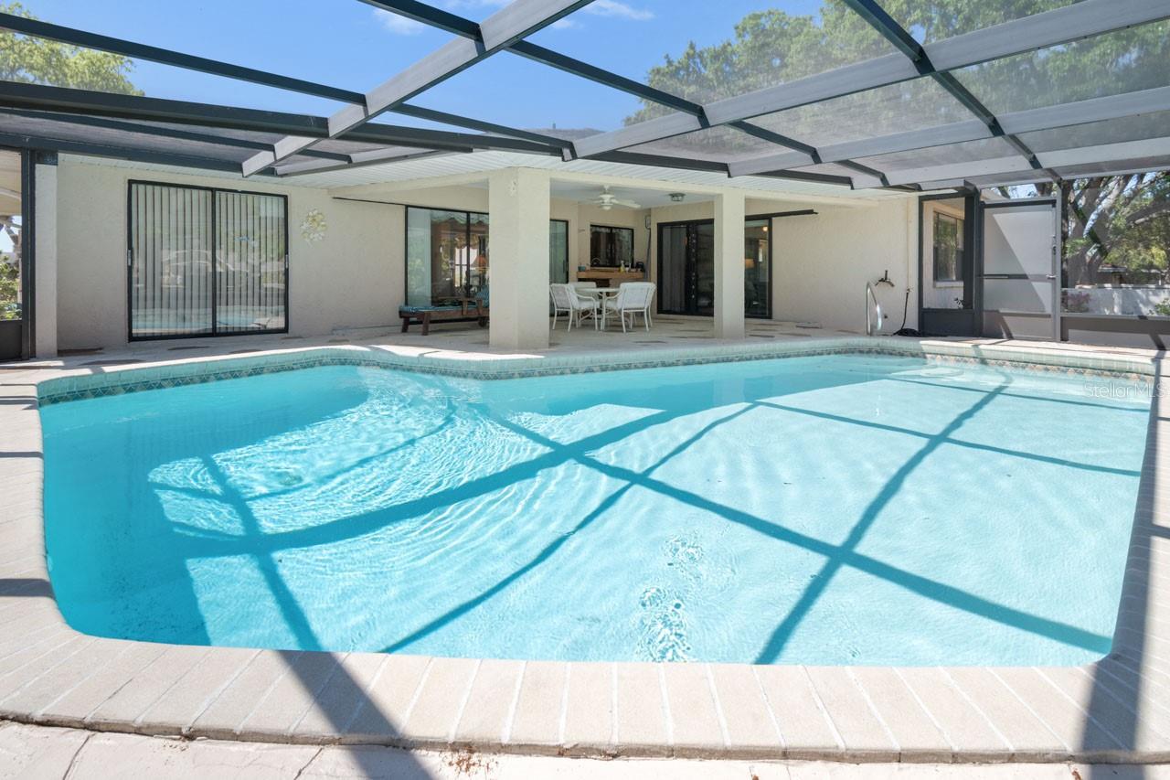 2025 E VIEW DR, SUN CITY CENTER, FL, 33573