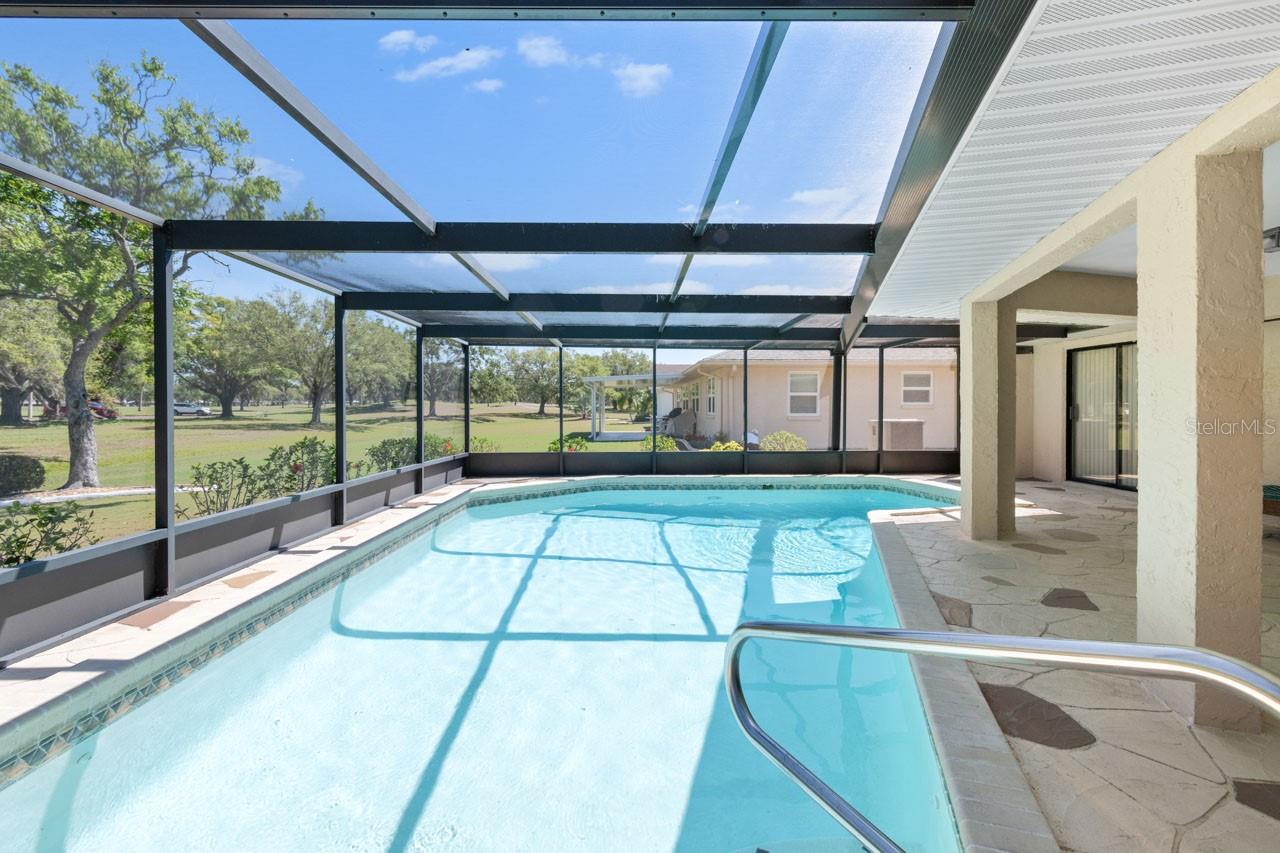 2025 E VIEW DR, SUN CITY CENTER, FL, 33573