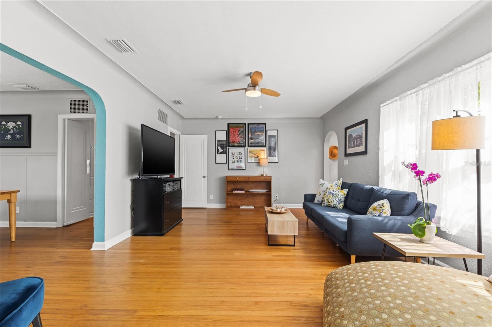 511 27TH AVE N, ST PETERSBURG, FL, 33704
