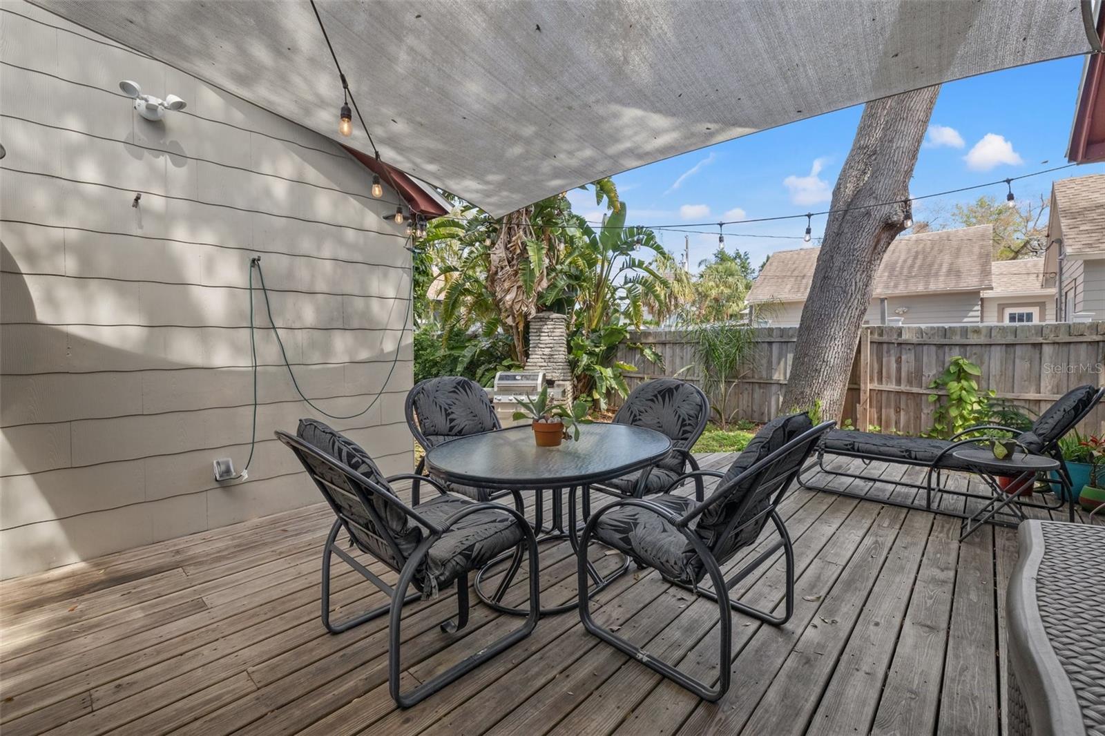 511 27TH AVE N, ST PETERSBURG, FL, 33704