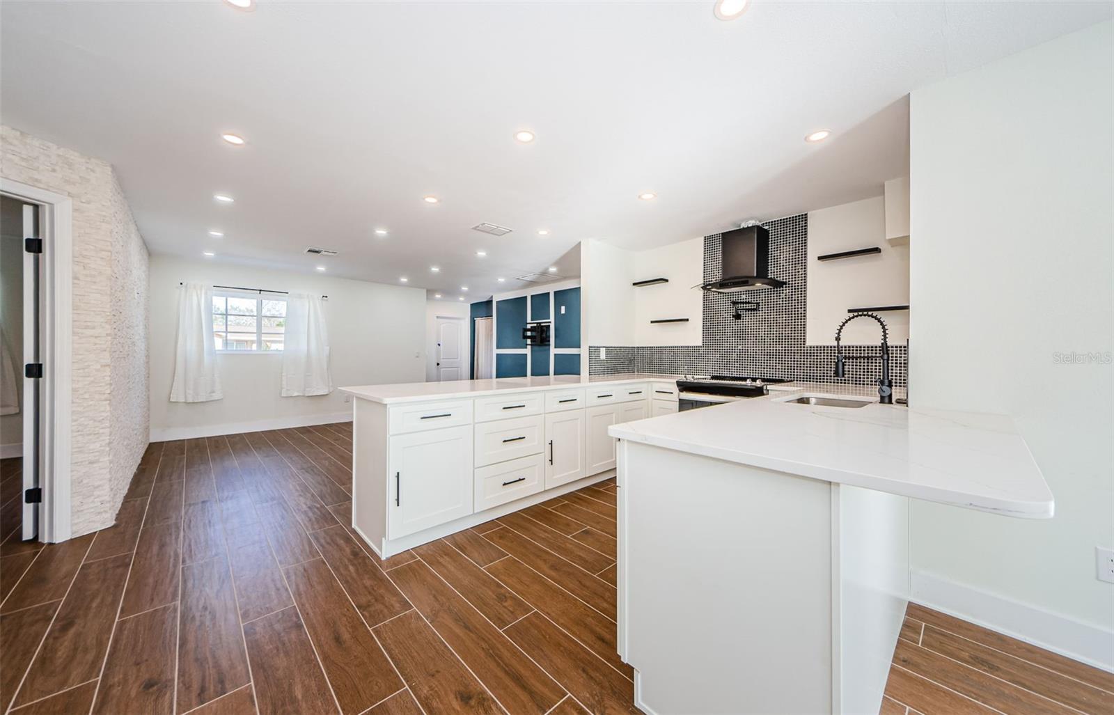 12809 128TH AVE, LARGO, FL, 33774