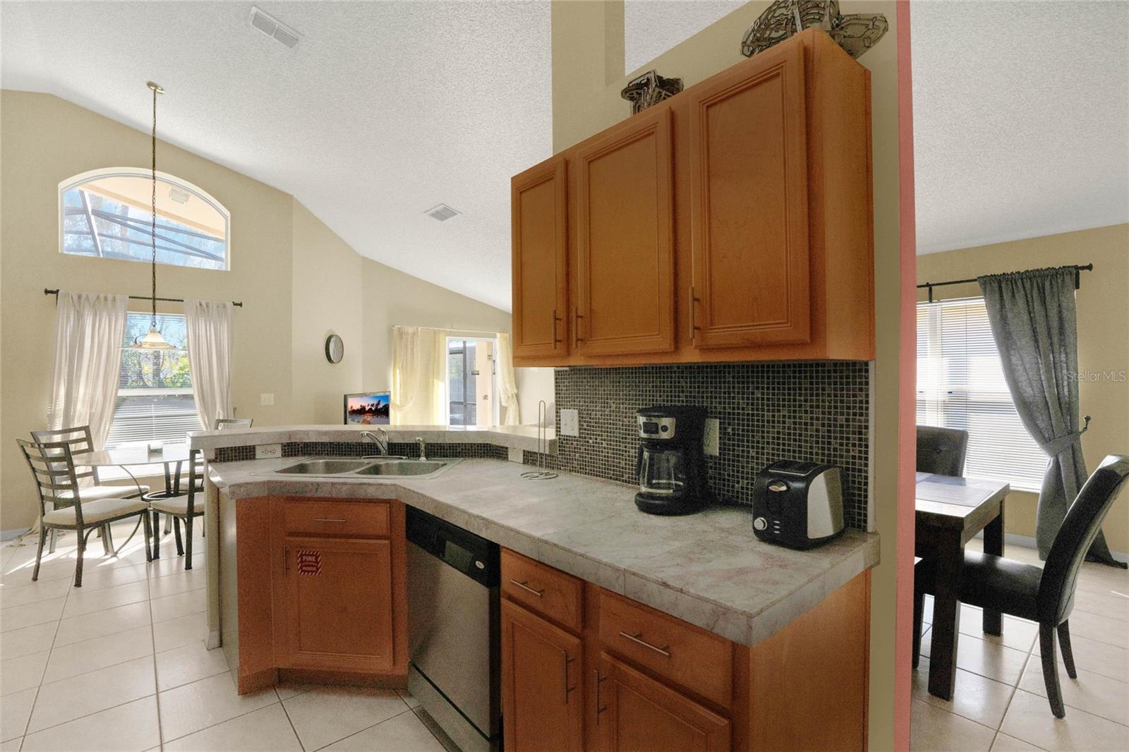 151 CASTAWAY BEACH WAY, KISSIMMEE, FL, 34746