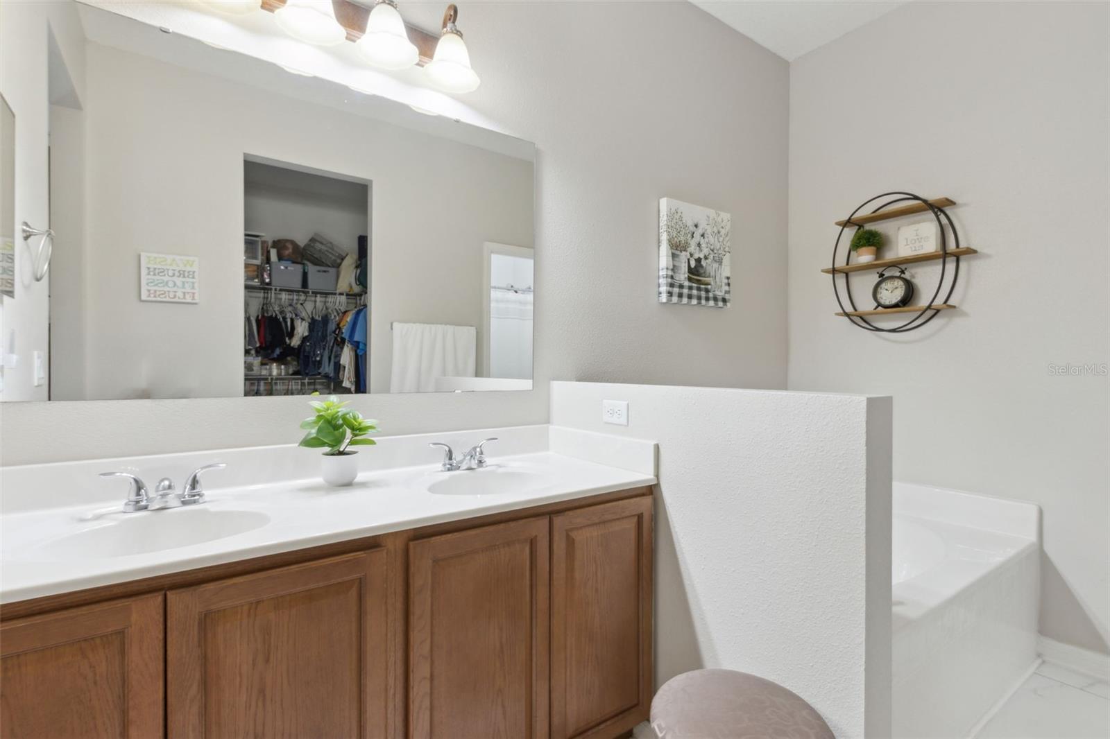 5571 SYCAMORE CANYON DR, KISSIMMEE, FL, 34758