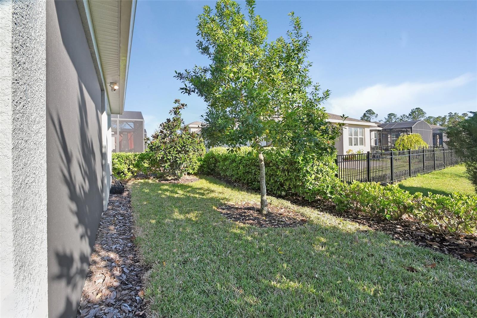1079 LINCOLNSHIRE DR, DELAND, FL, 32724