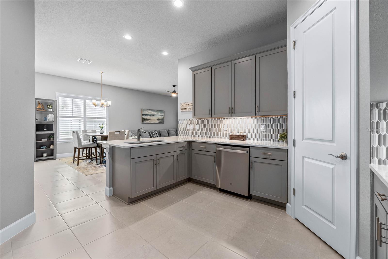 25 SOUTHAMPTON ST, ORMOND BEACH, FL, 32174