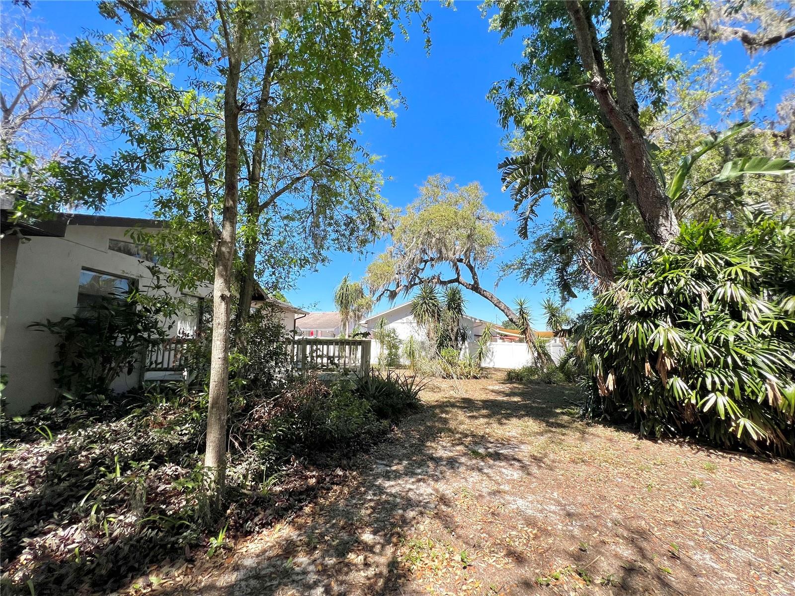 407 PARADISE ISLAND DR, HAINES CITY, FL, 33844