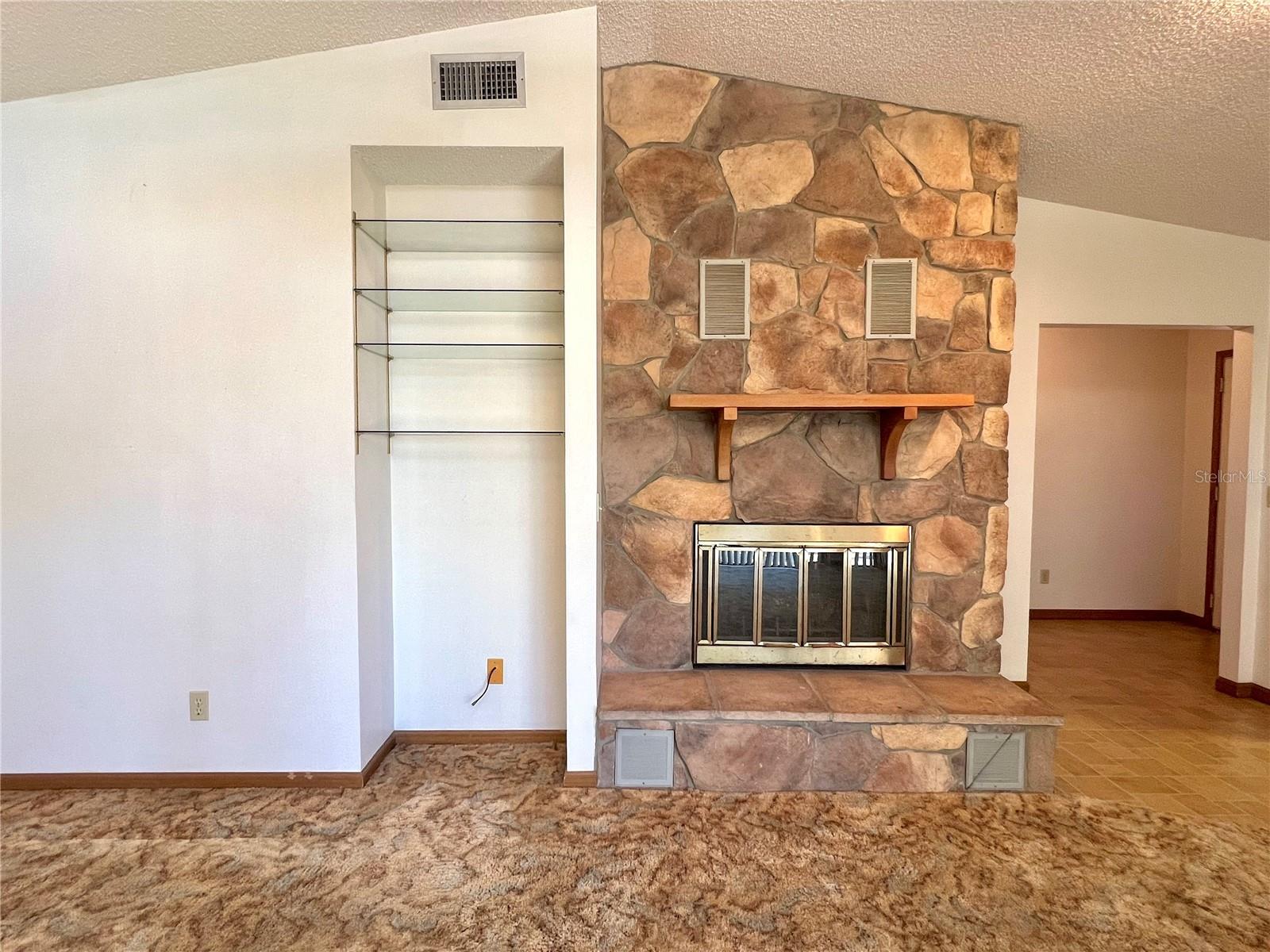 407 PARADISE ISLAND DR, HAINES CITY, FL, 33844