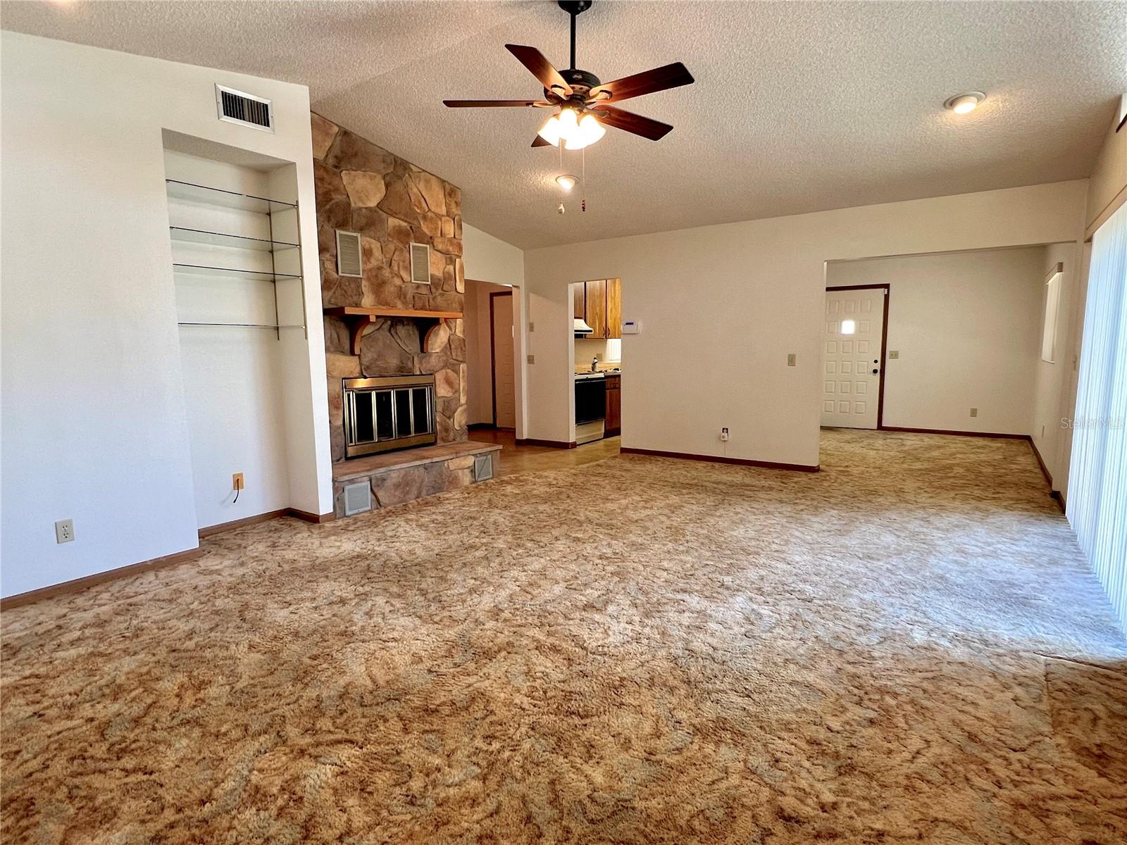 407 PARADISE ISLAND DR, HAINES CITY, FL, 33844