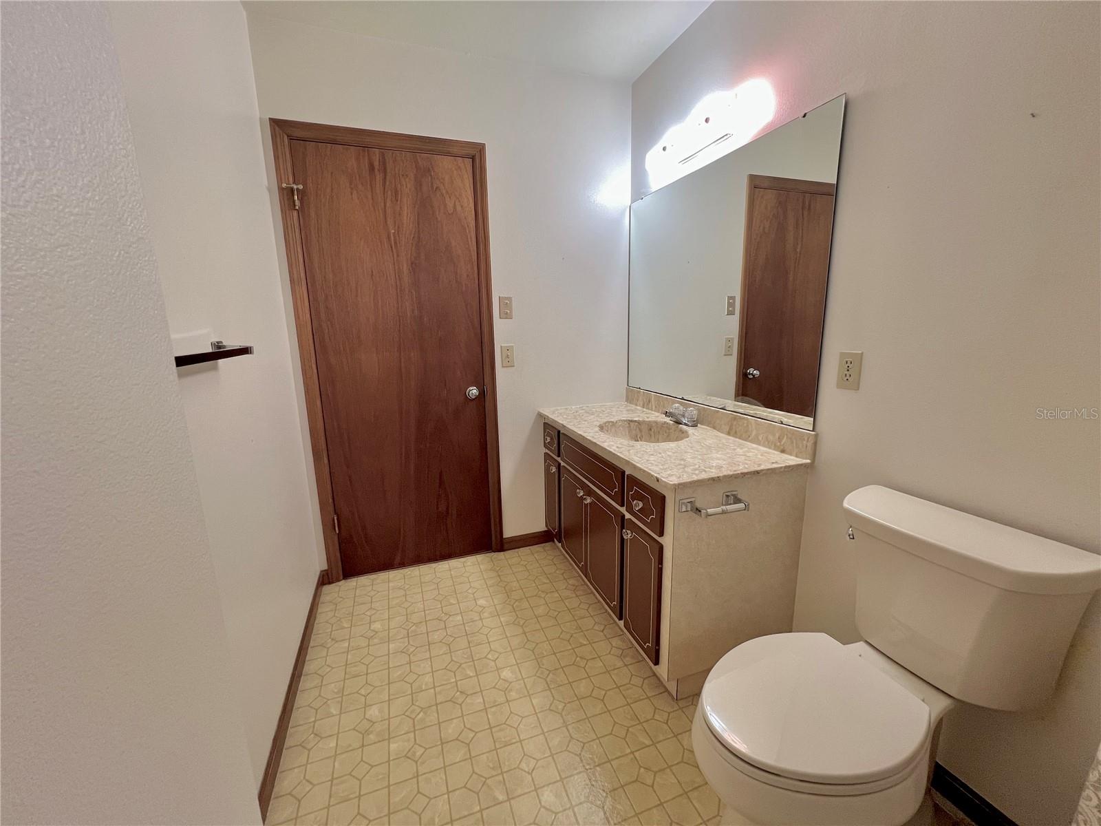 407 PARADISE ISLAND DR, HAINES CITY, FL, 33844