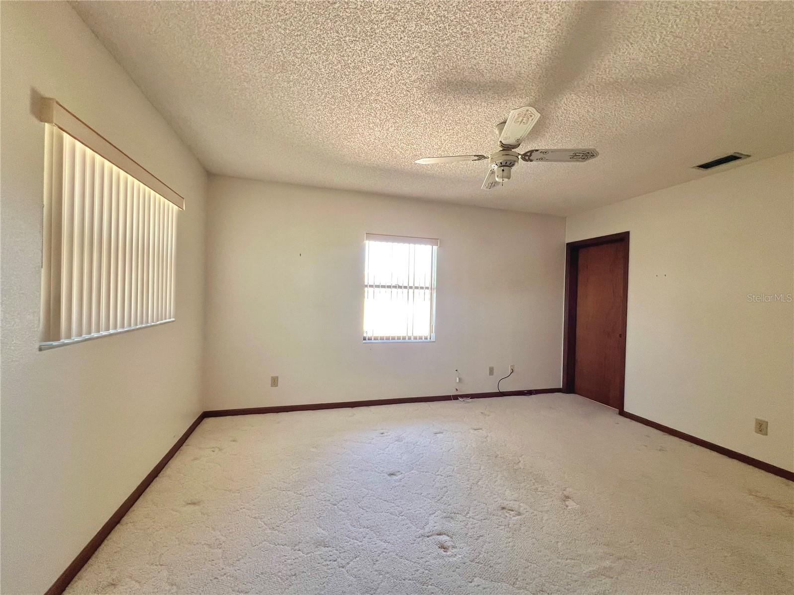 407 PARADISE ISLAND DR, HAINES CITY, FL, 33844