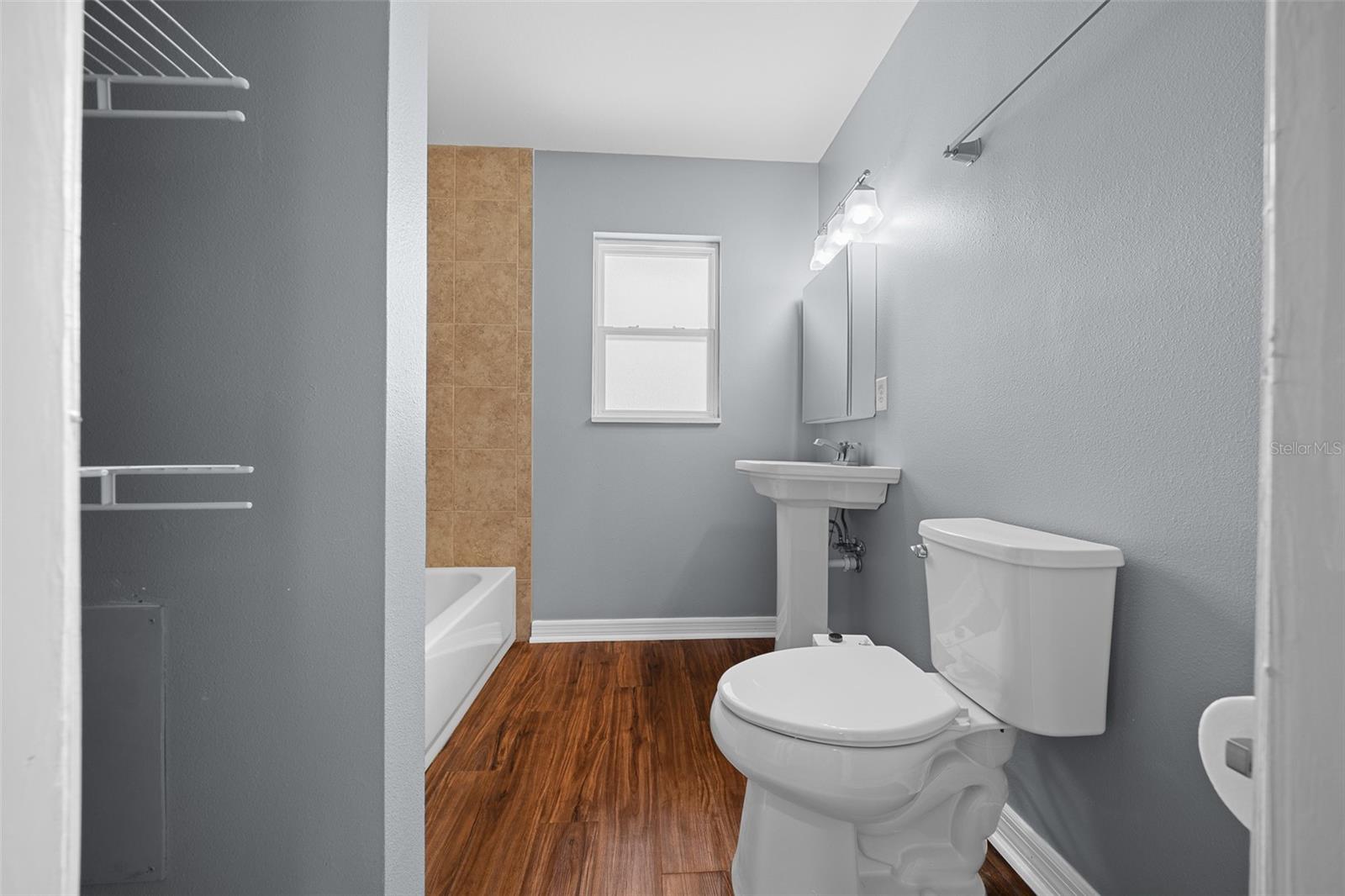 211 SARA LN, LEESBURG, FL, 34748