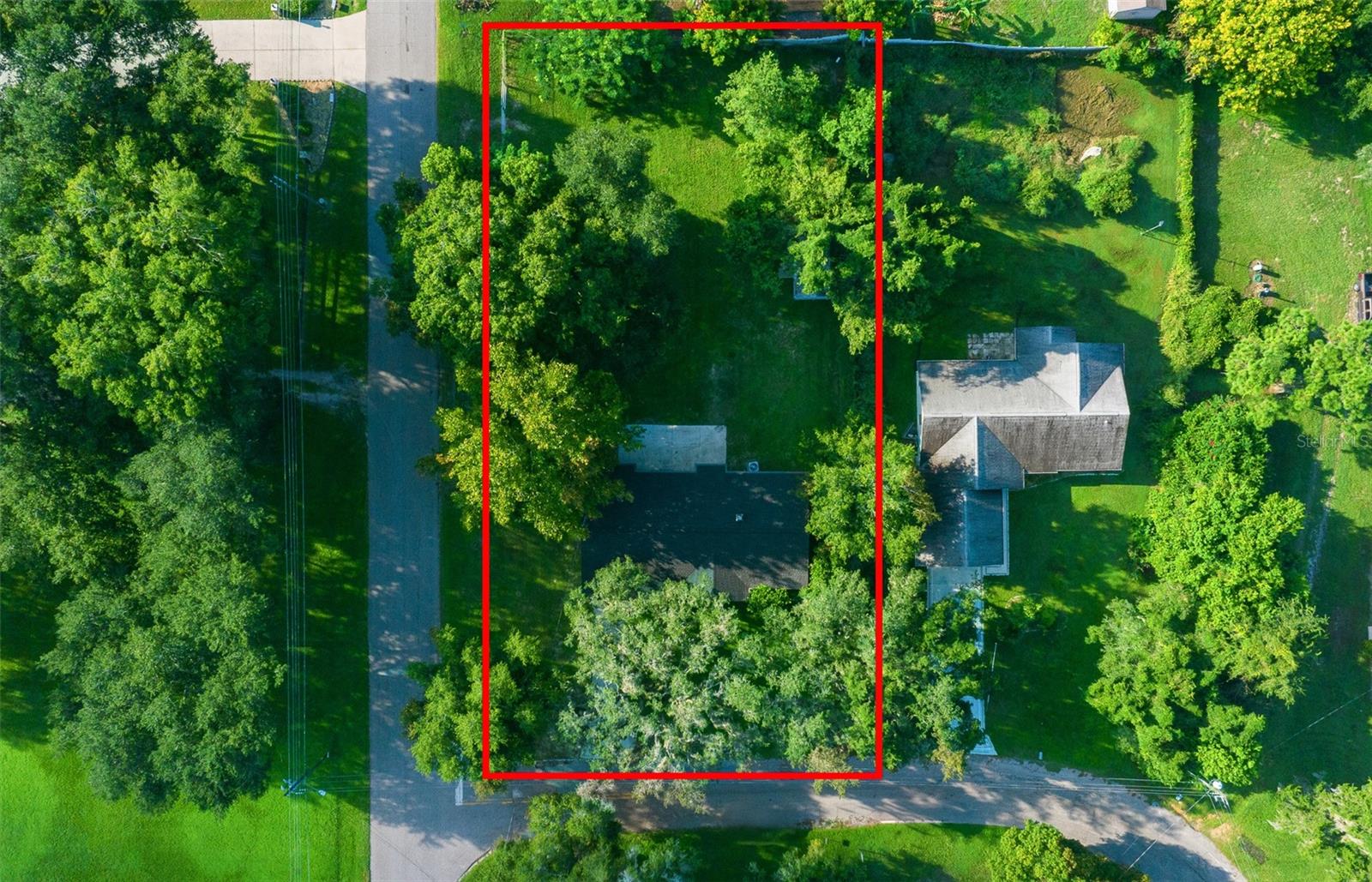 211 SARA LN, LEESBURG, FL, 34748