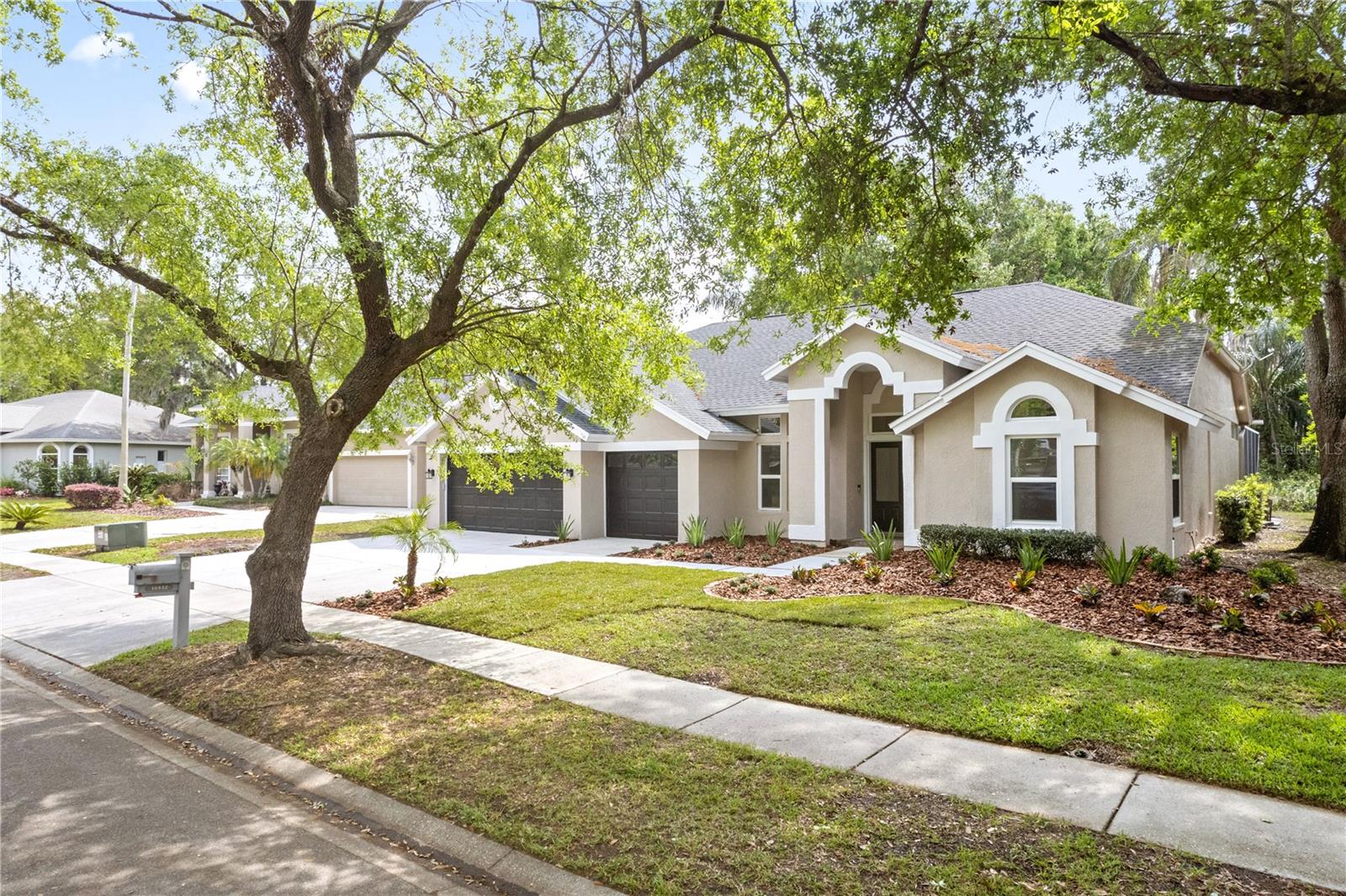15932 ELLSWORTH DR, TAMPA, FL, 33647