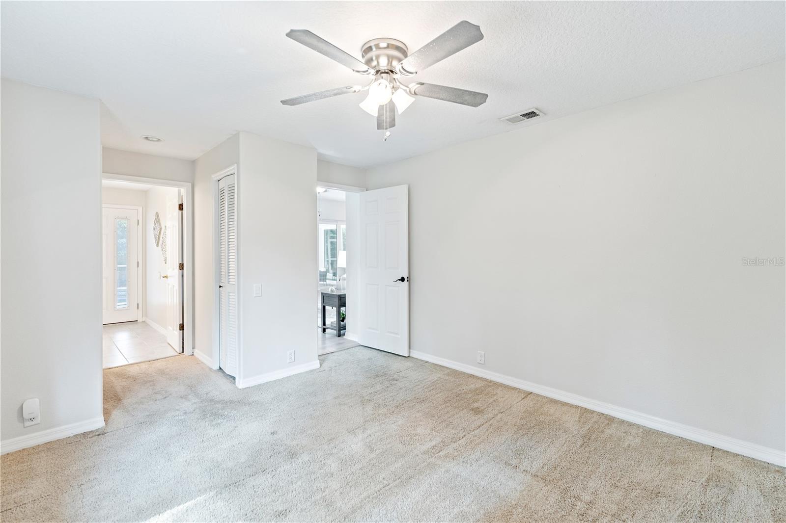15932 ELLSWORTH DR, TAMPA, FL, 33647