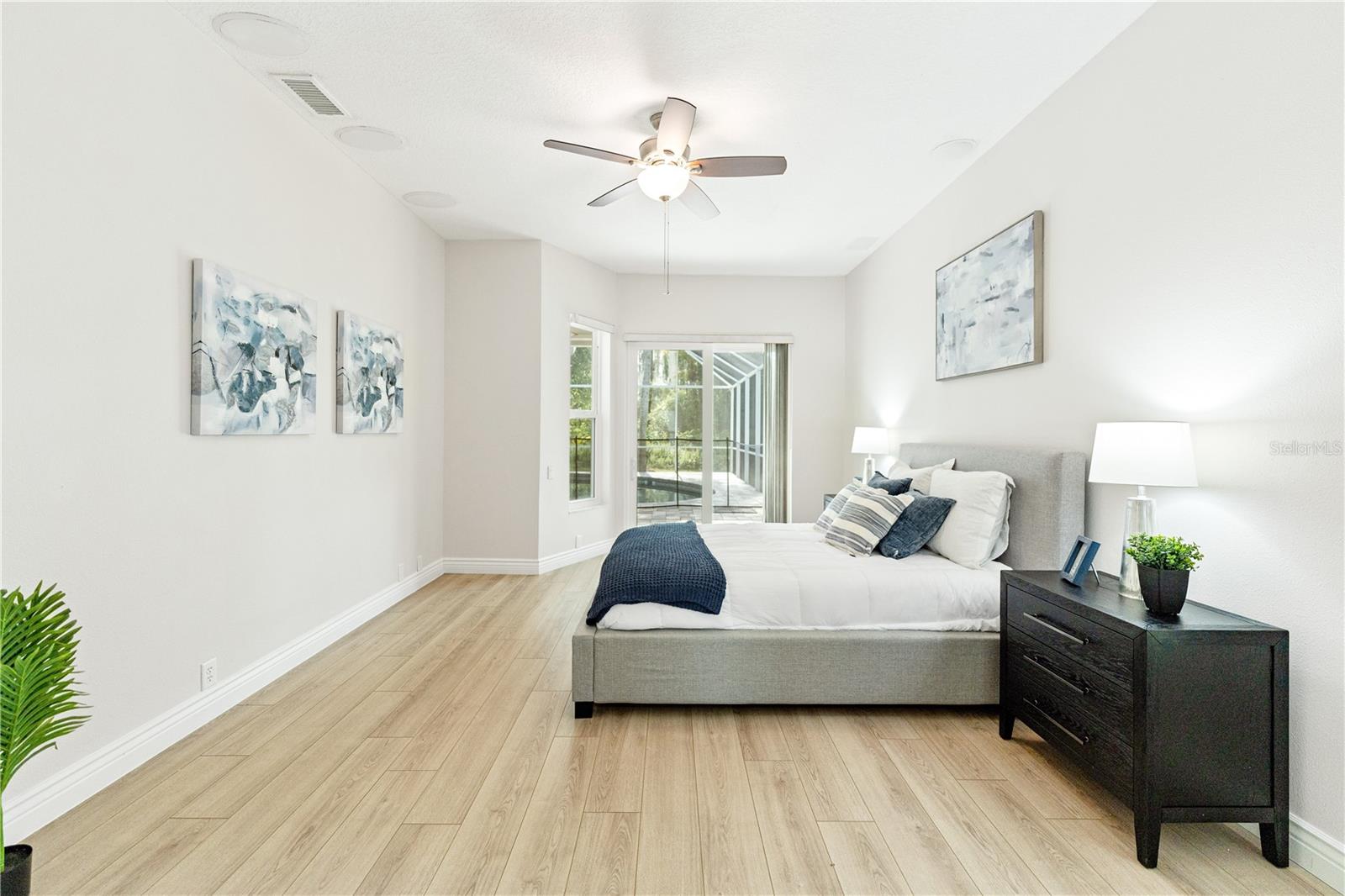 15932 ELLSWORTH DR, TAMPA, FL, 33647