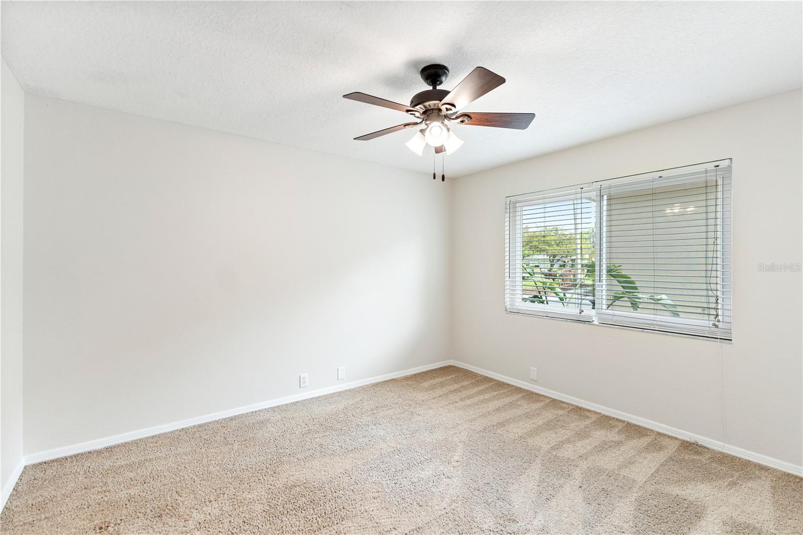 15932 ELLSWORTH DR, TAMPA, FL, 33647