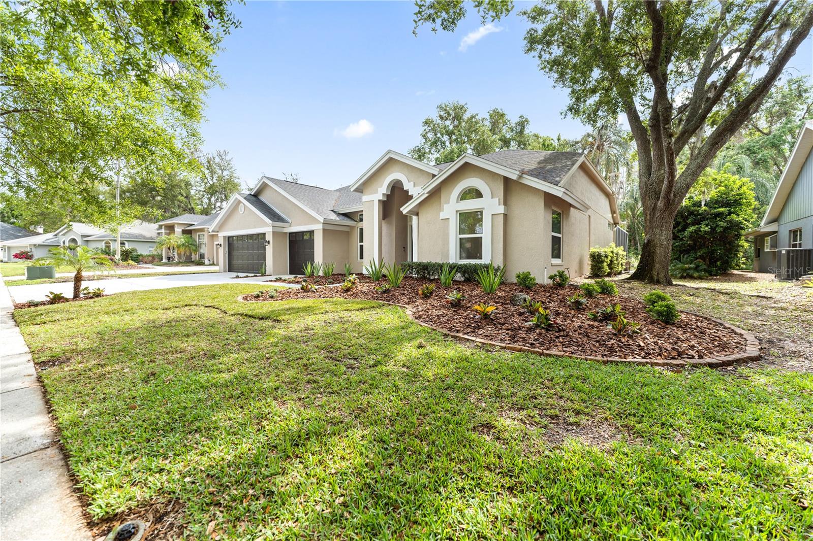 15932 ELLSWORTH DR, TAMPA, FL, 33647