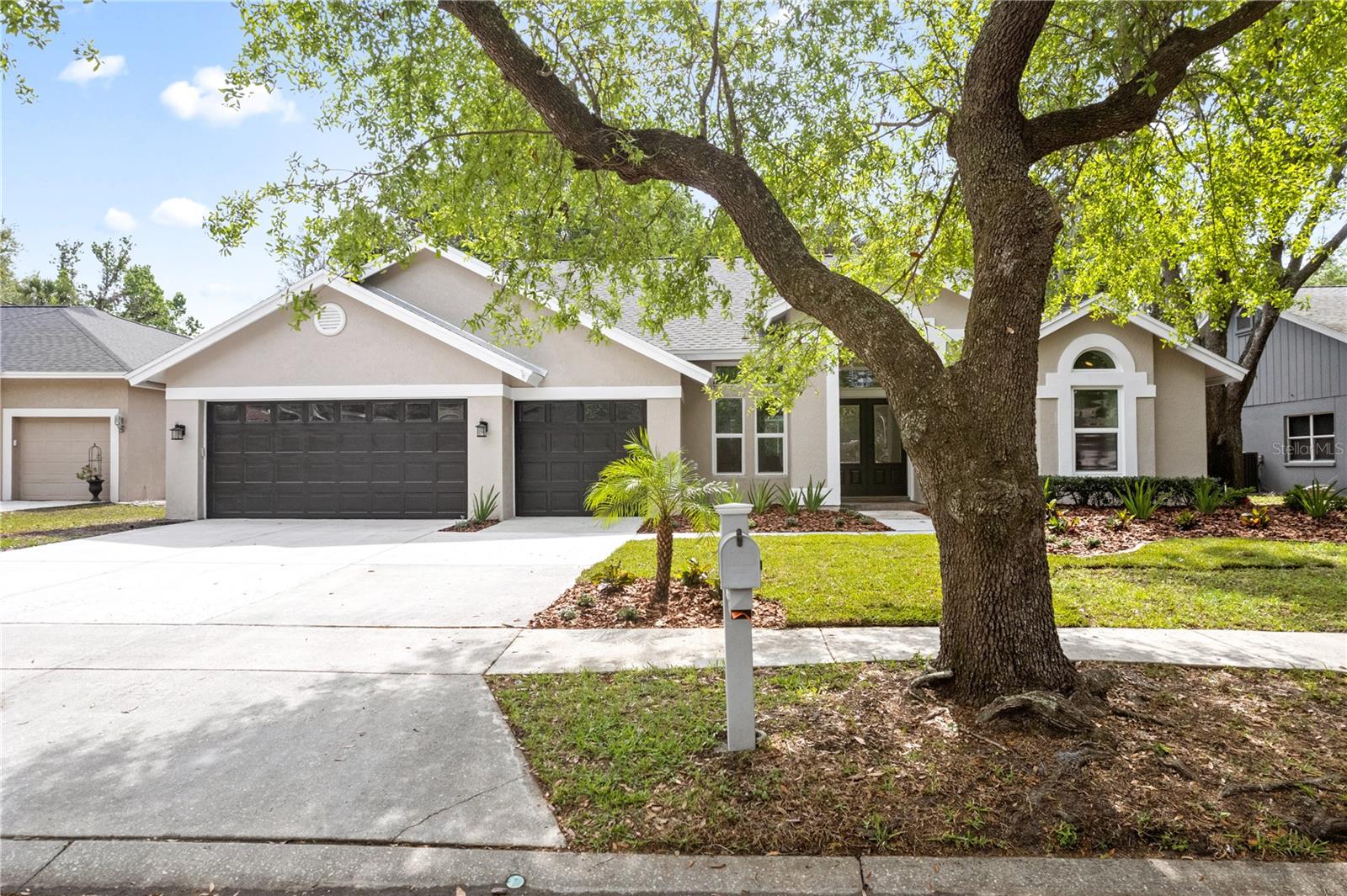 15932 ELLSWORTH DR, TAMPA, FL, 33647