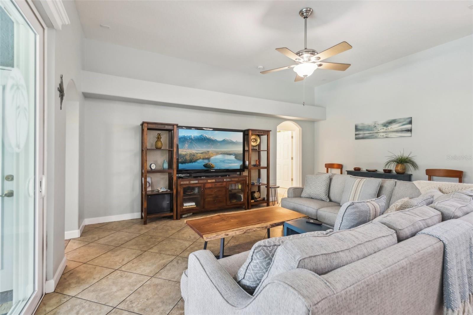 3225 SITE TO SEE AVE, EUSTIS, FL, 32726