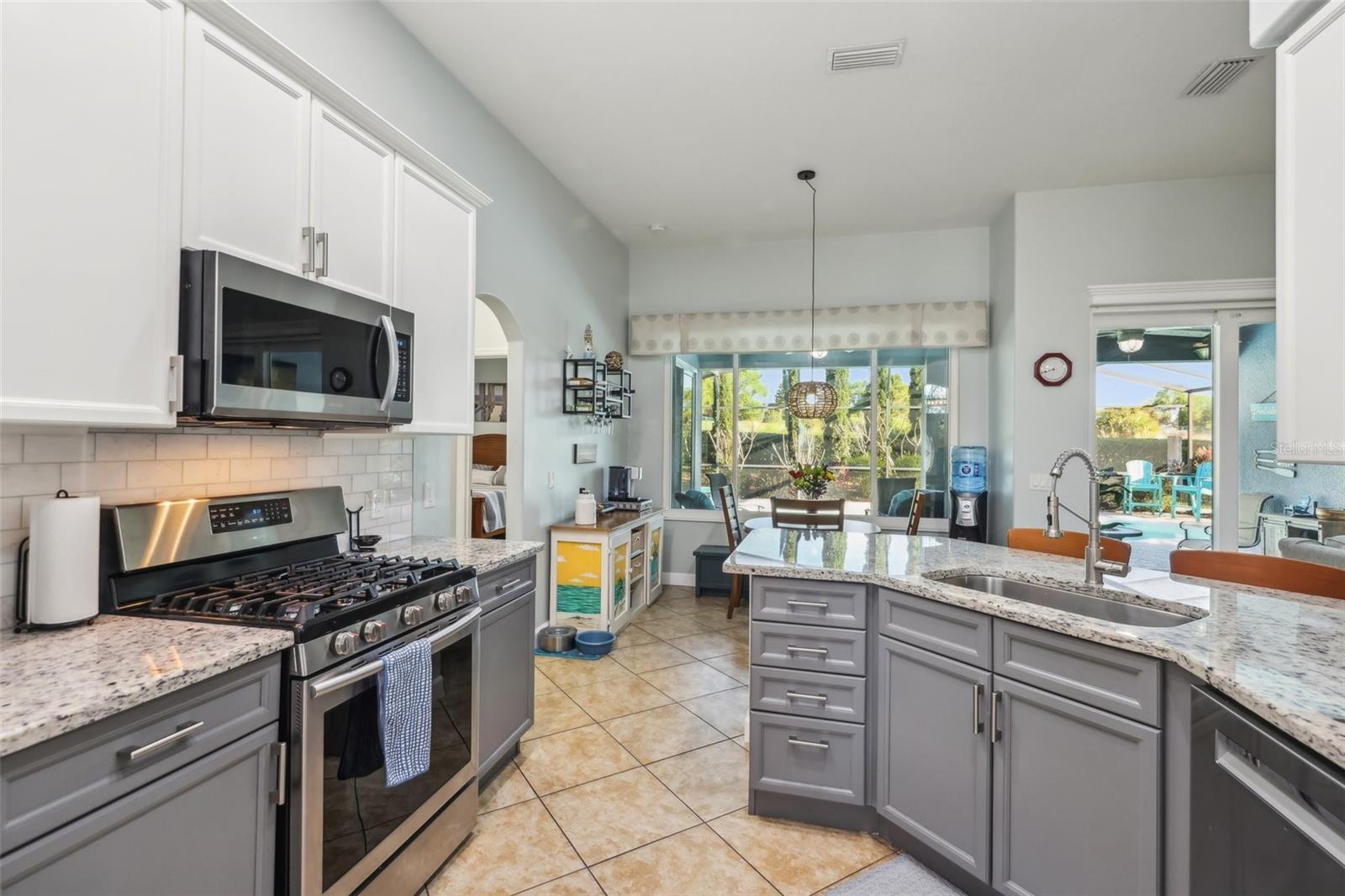 3225 SITE TO SEE AVE, EUSTIS, FL, 32726
