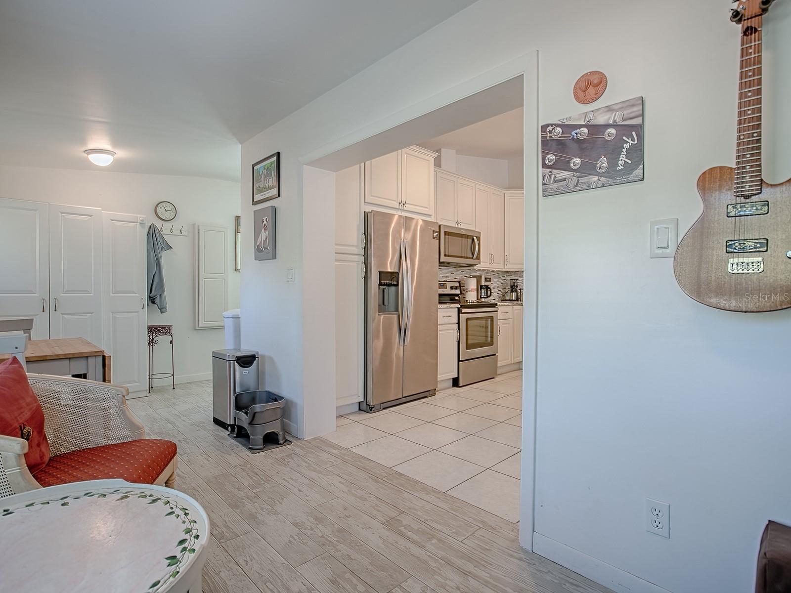 500 E CRYSTAL LAKE ST, ORLANDO, FL, 32806