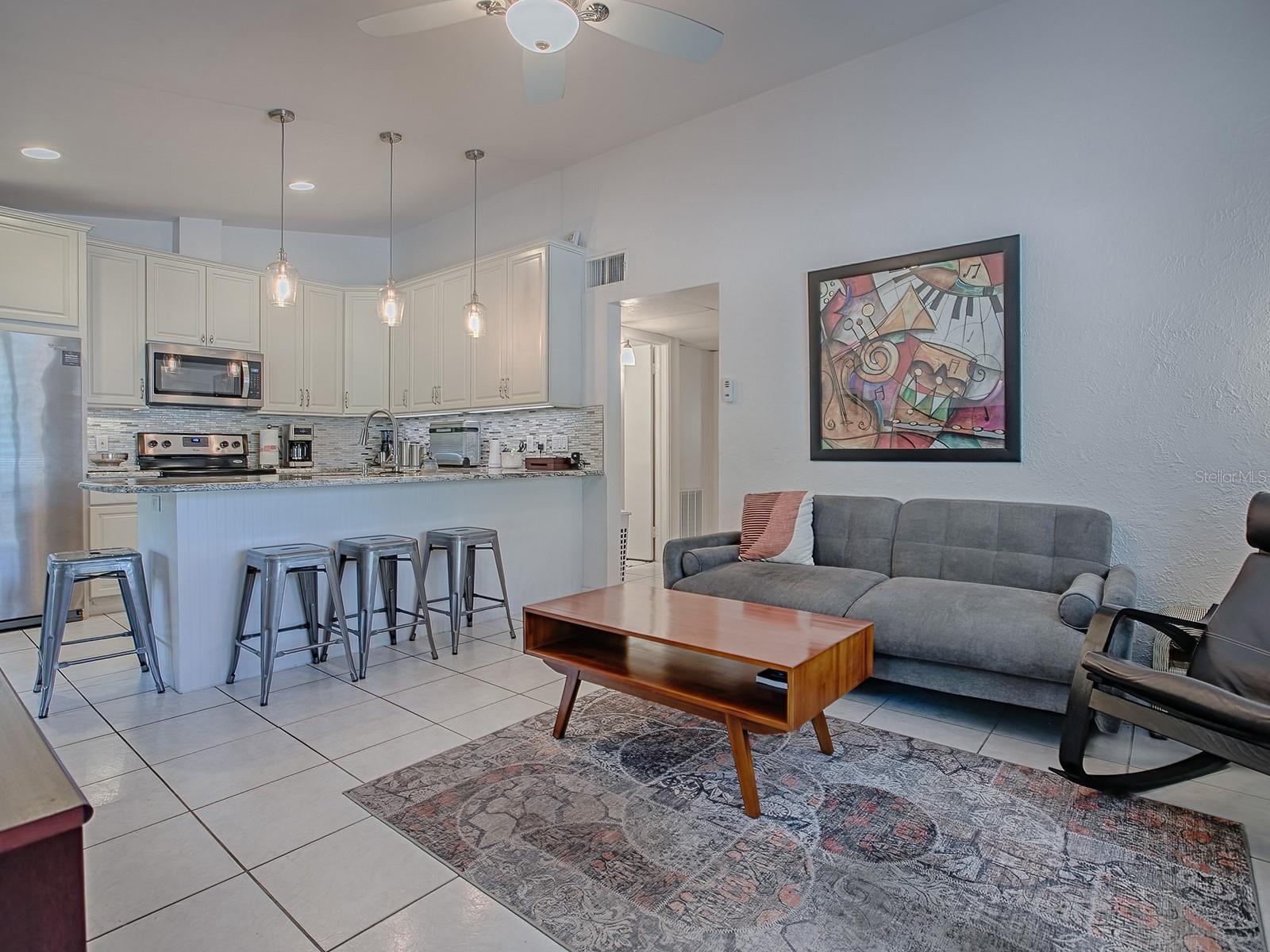 500 E CRYSTAL LAKE ST, ORLANDO, FL, 32806
