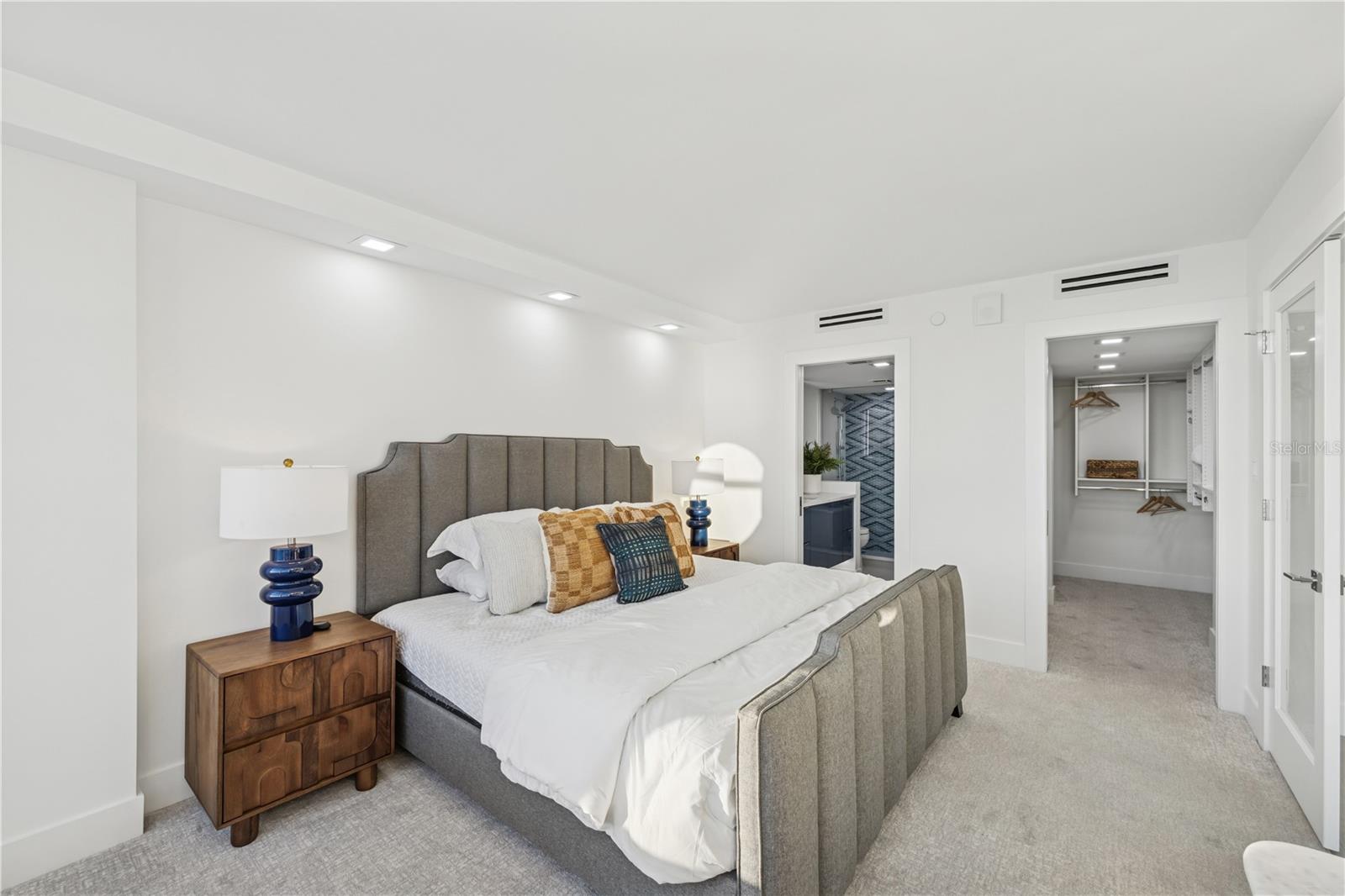 888 BLVD OF THE ARTS #1402, SARASOTA, FL, 34236