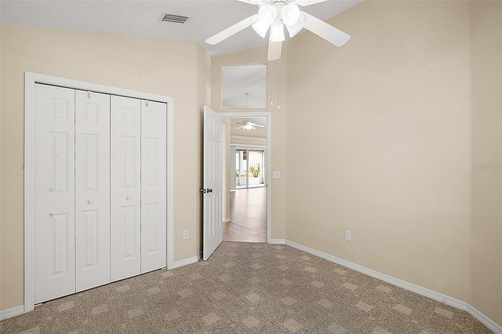 3866 BAYSHORE CIR, TAVARES, FL, 32778