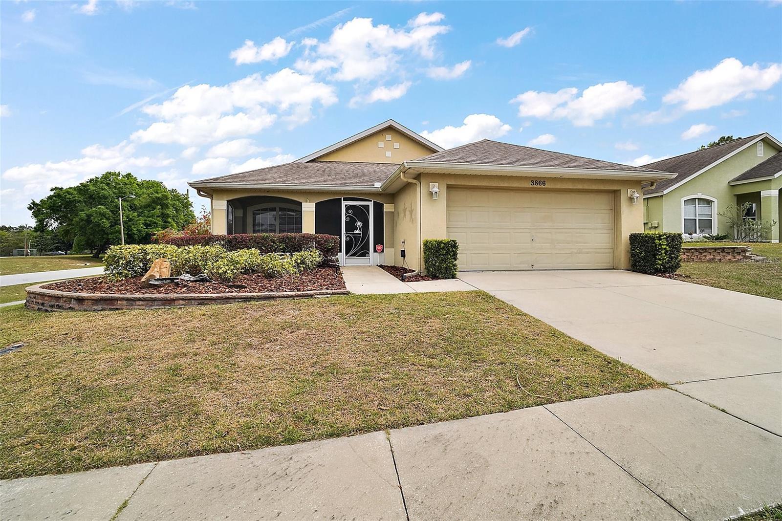 3866 BAYSHORE CIR, TAVARES, FL, 32778