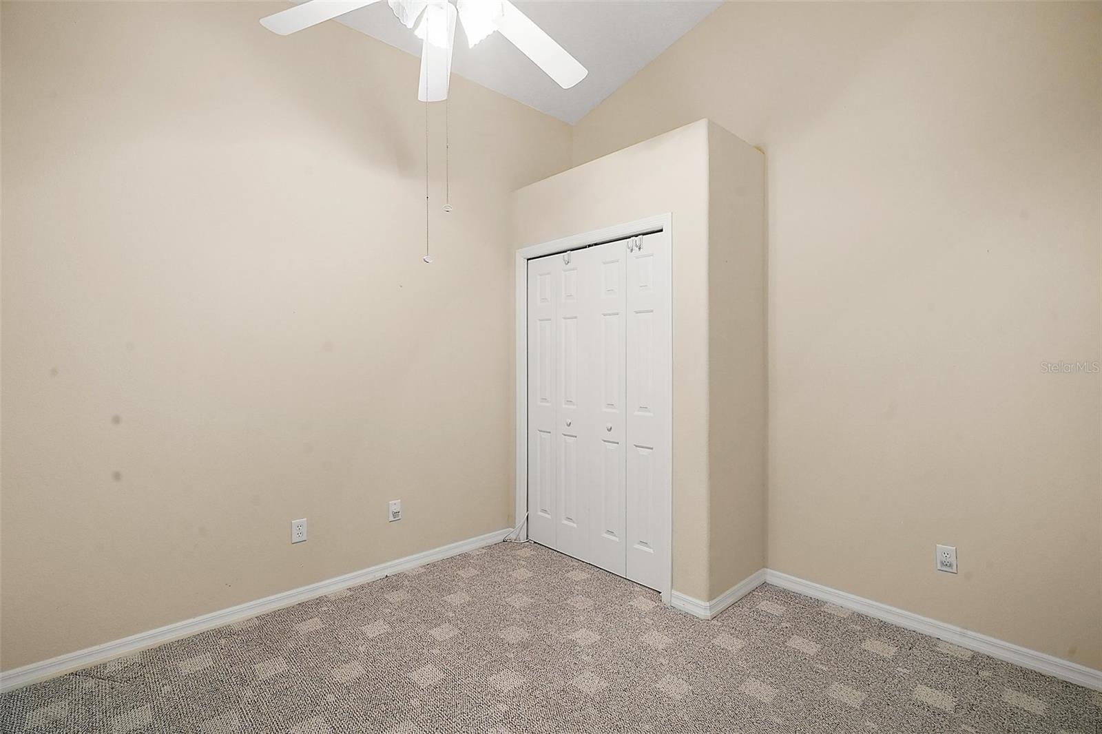3866 BAYSHORE CIR, TAVARES, FL, 32778
