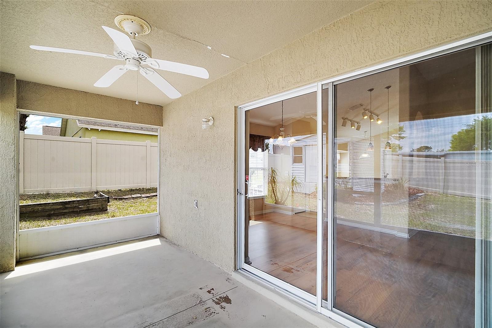 3866 BAYSHORE CIR, TAVARES, FL, 32778