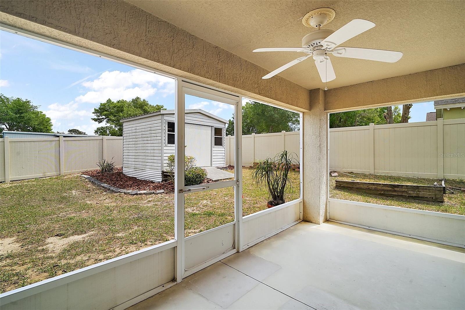 3866 BAYSHORE CIR, TAVARES, FL, 32778