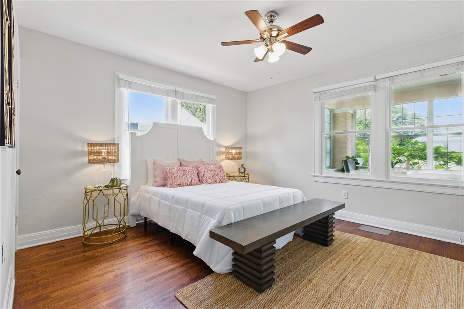 210 15TH AVE N, ST PETERSBURG, FL, 33704