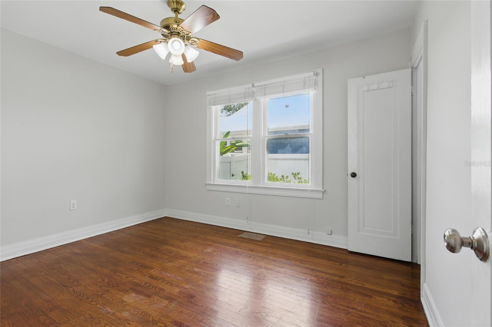 210 15TH AVE N, ST PETERSBURG, FL, 33704