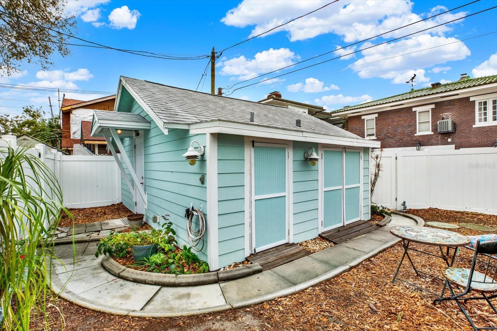 210 15TH AVE N, ST PETERSBURG, FL, 33704