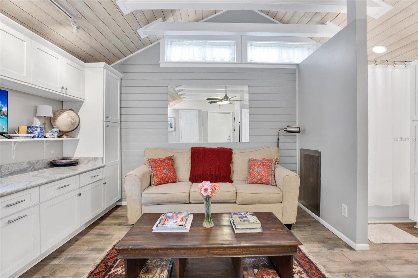 210 15TH AVE N, ST PETERSBURG, FL, 33704