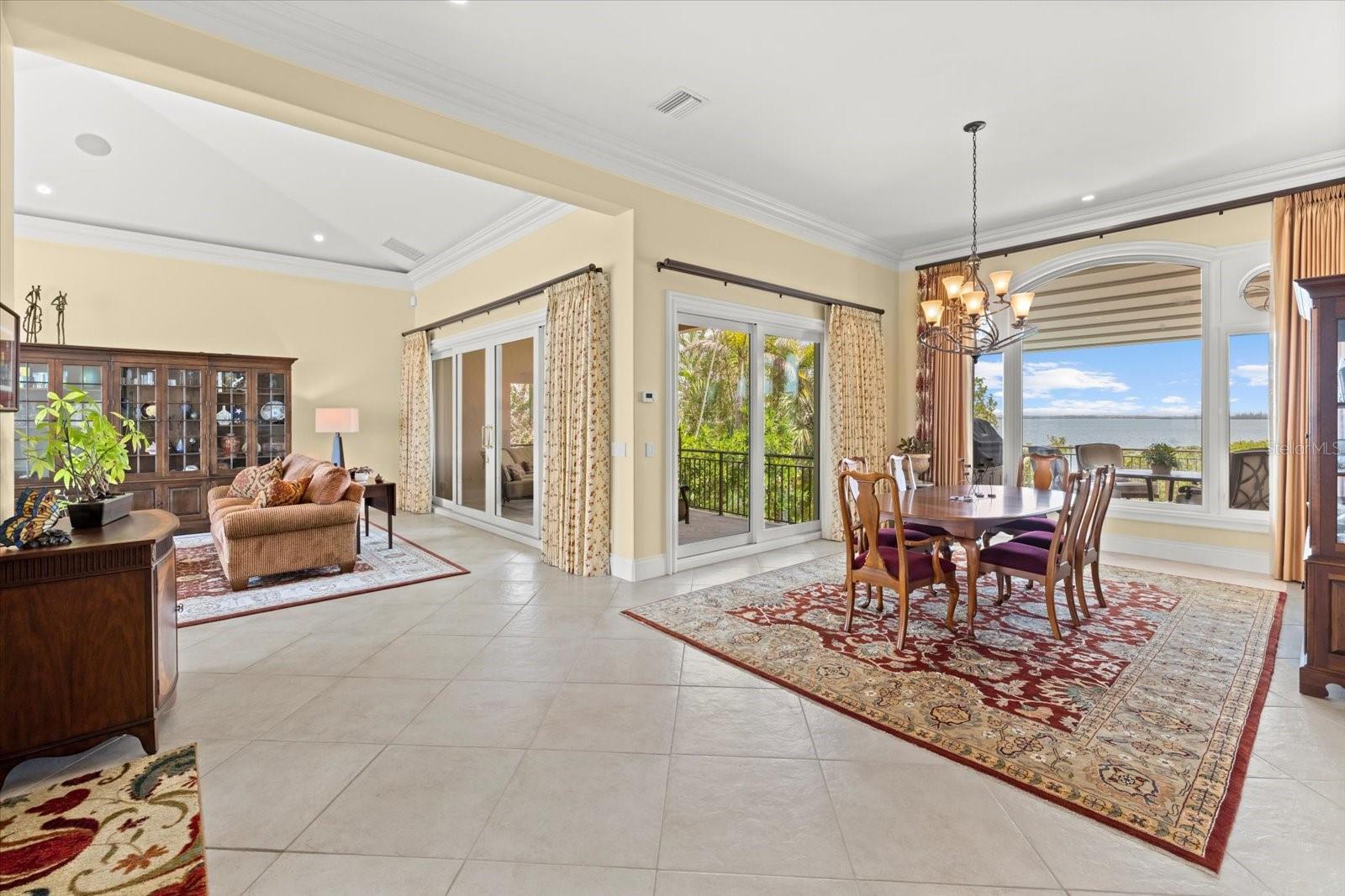 A4643388 Property Photo