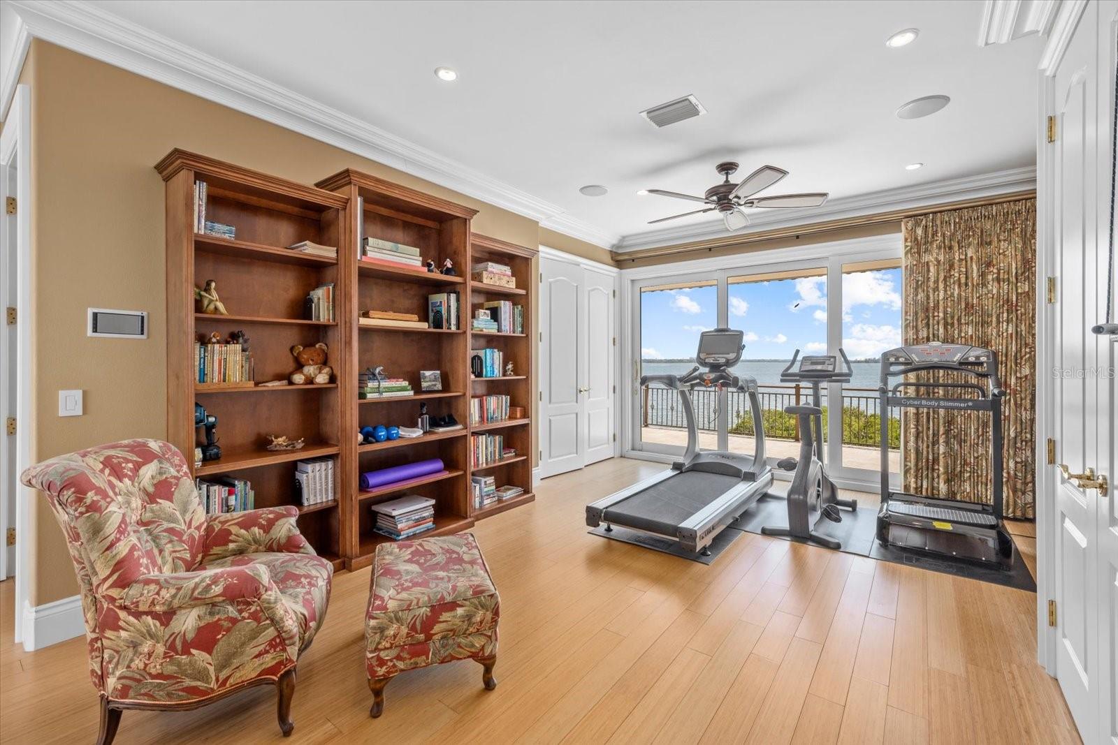 A4643388 Property Photo