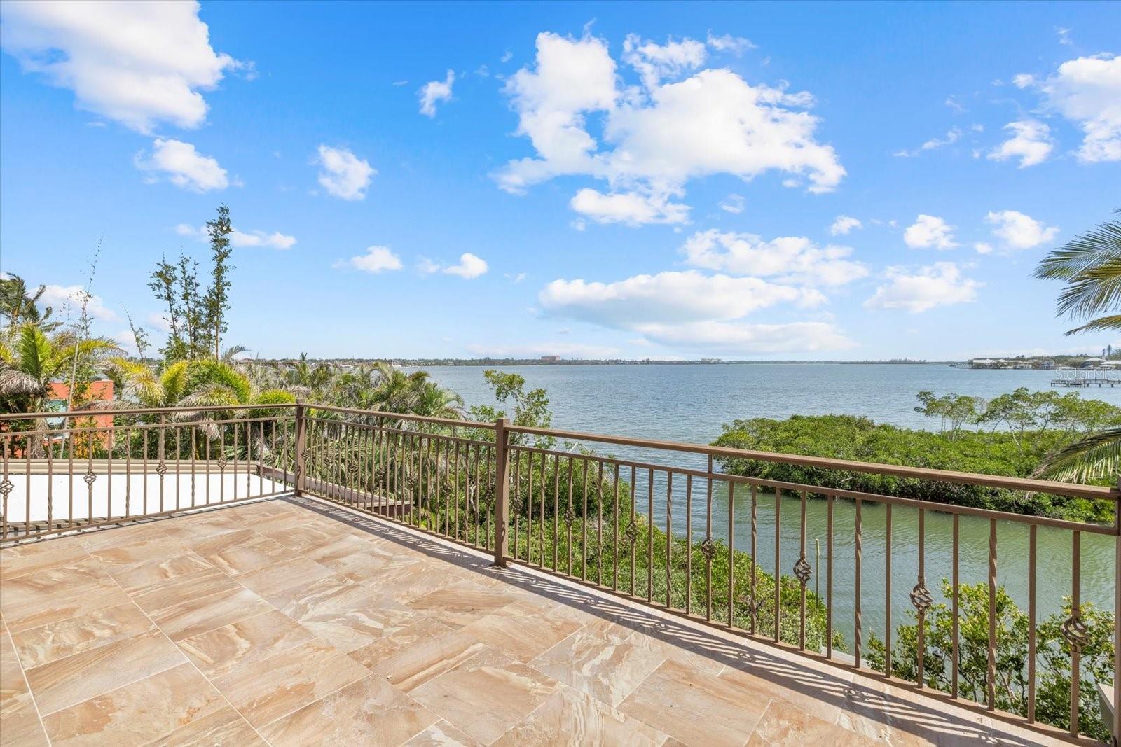 A4643388 Property Photo