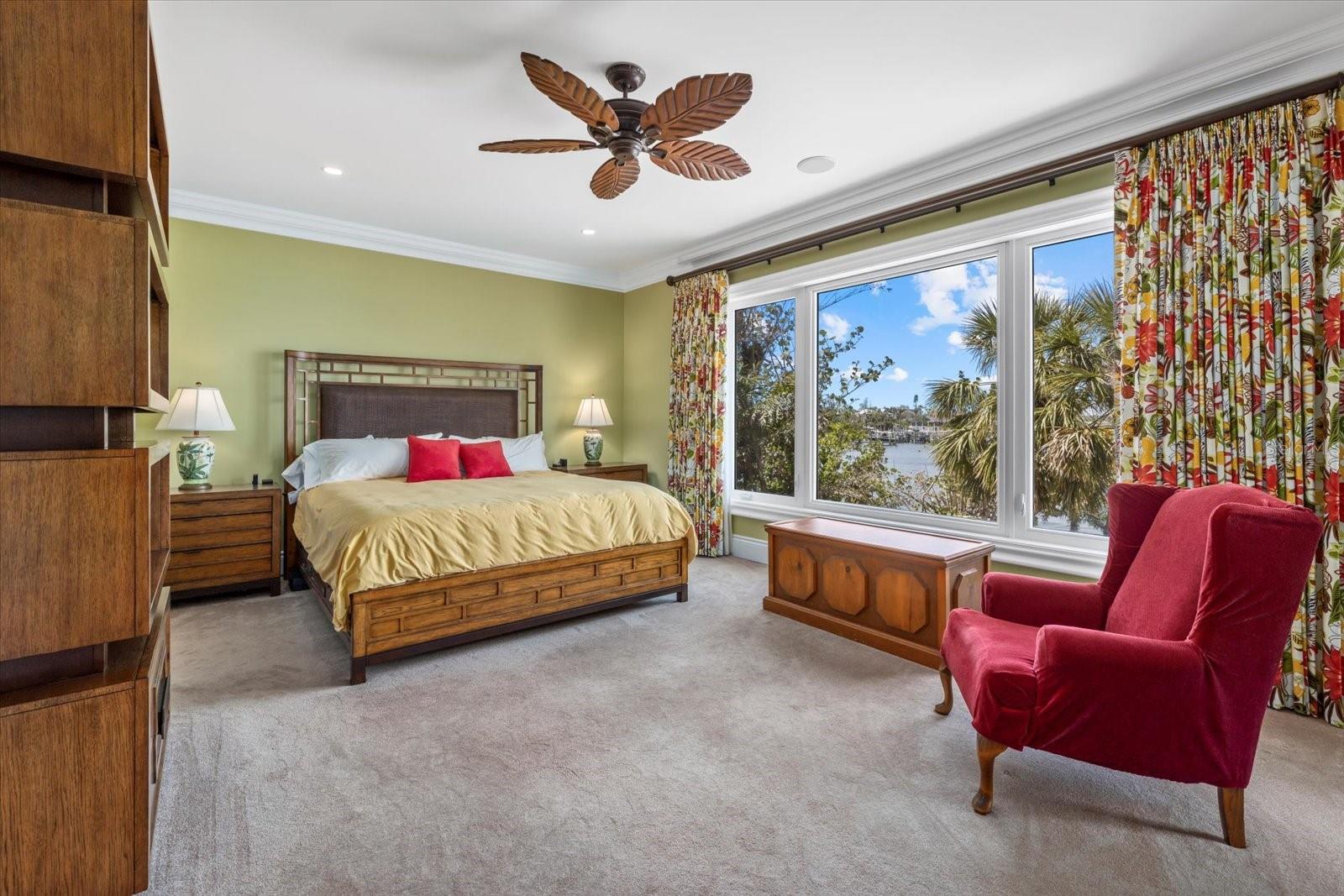 A4643388 Property Photo