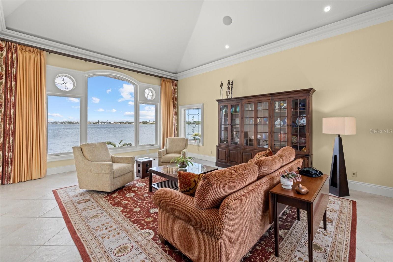 A4643388 Property Photo