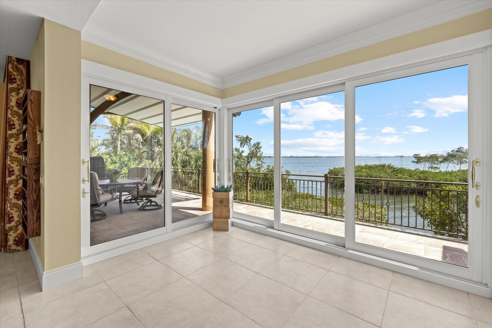 A4643388 Property Photo