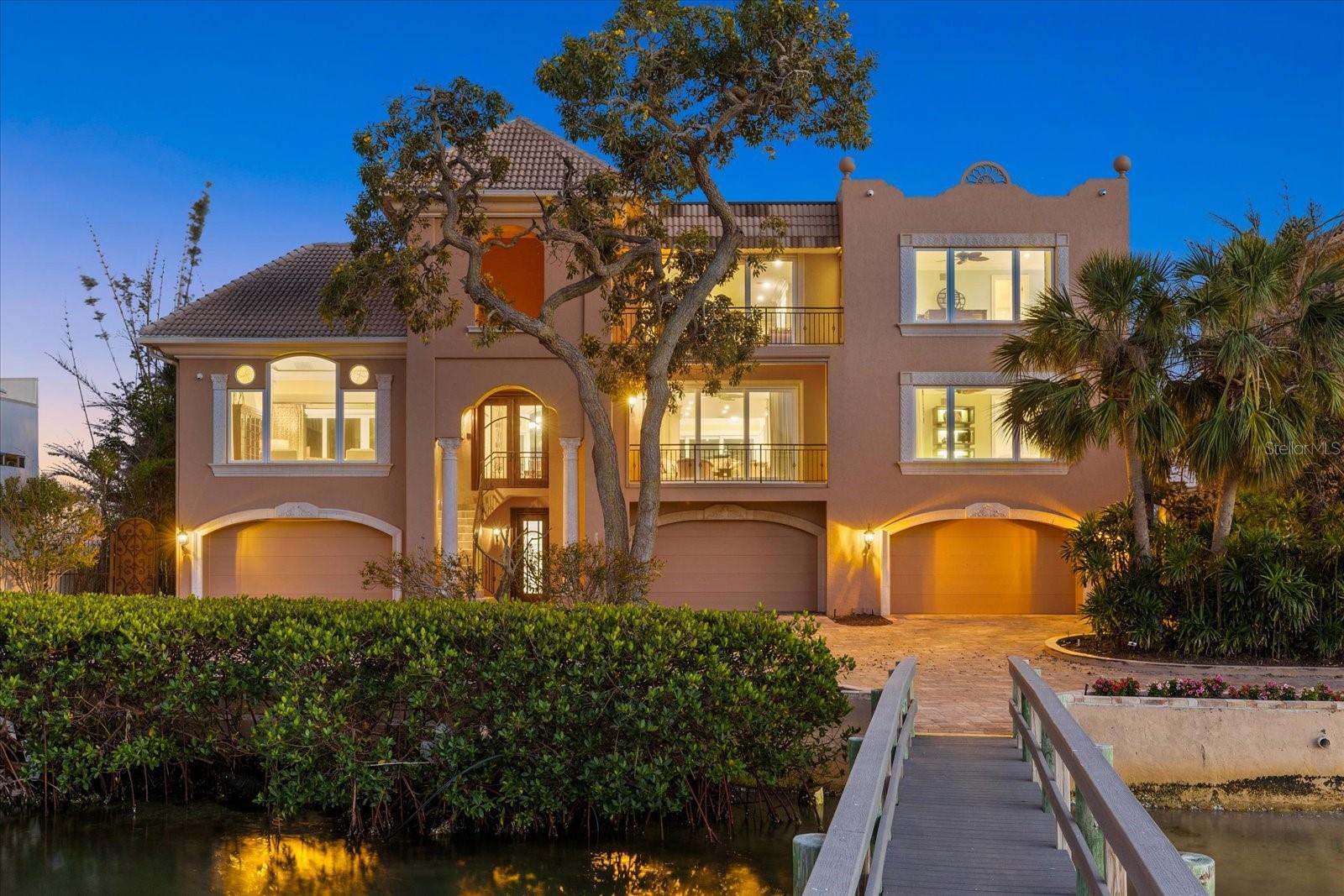 A4643388 Property Photo